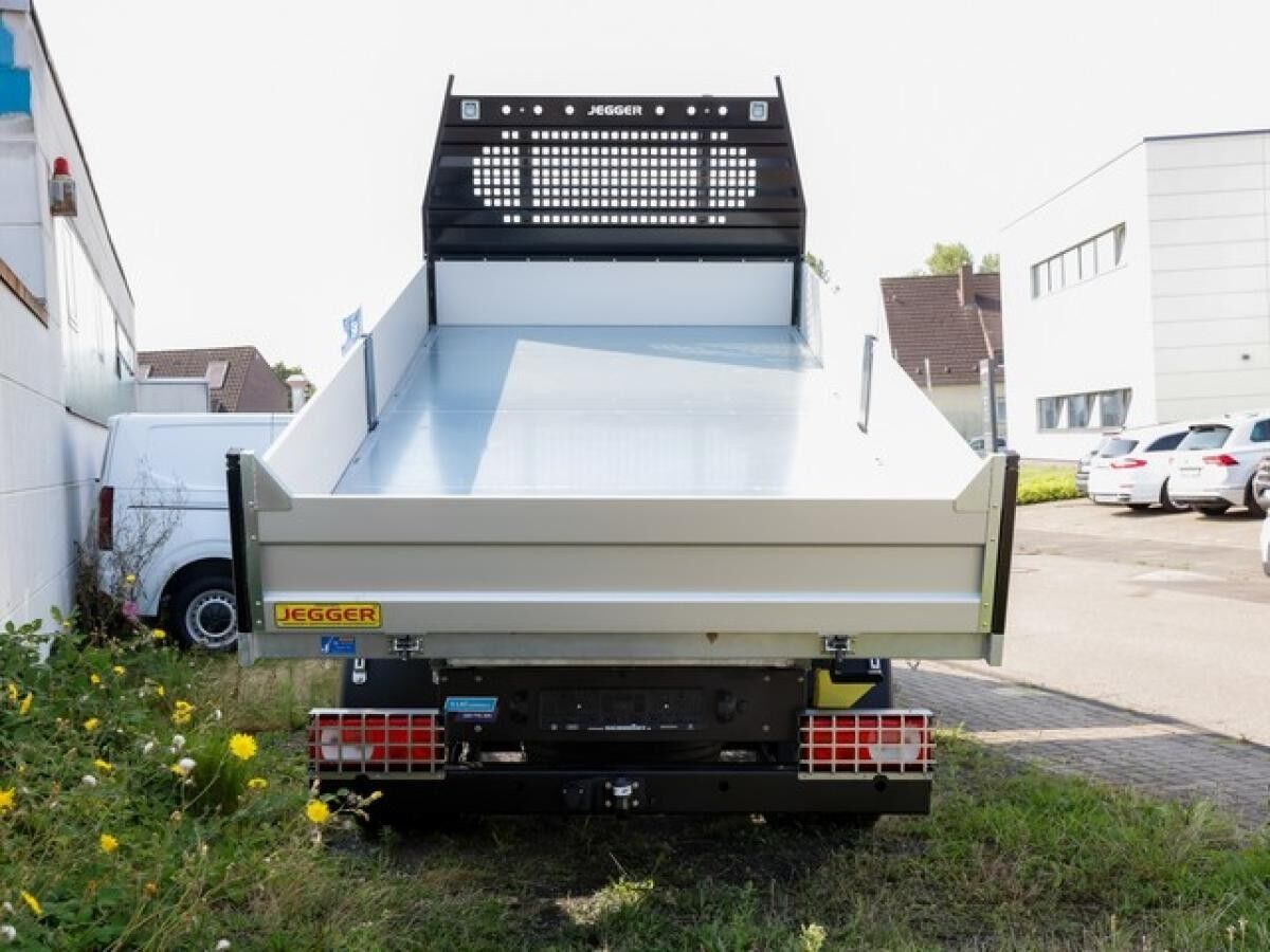 Volkswagen Crafter 3-Seiten-Kipper EK 50 lang RWD