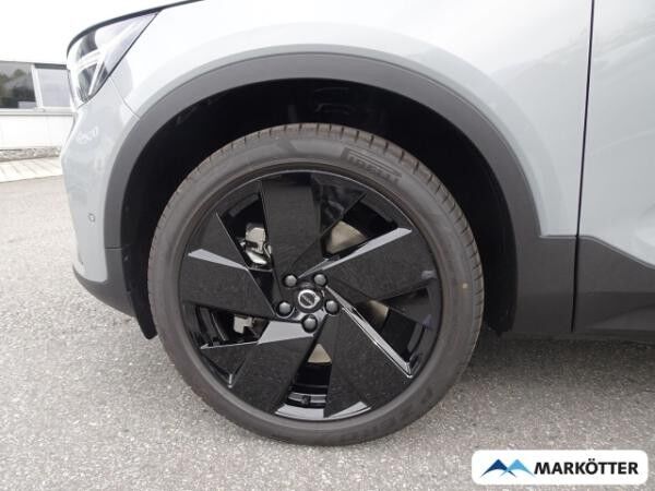 Volvo EX40 Single Motor Ext. Plus Black Edition/360°
