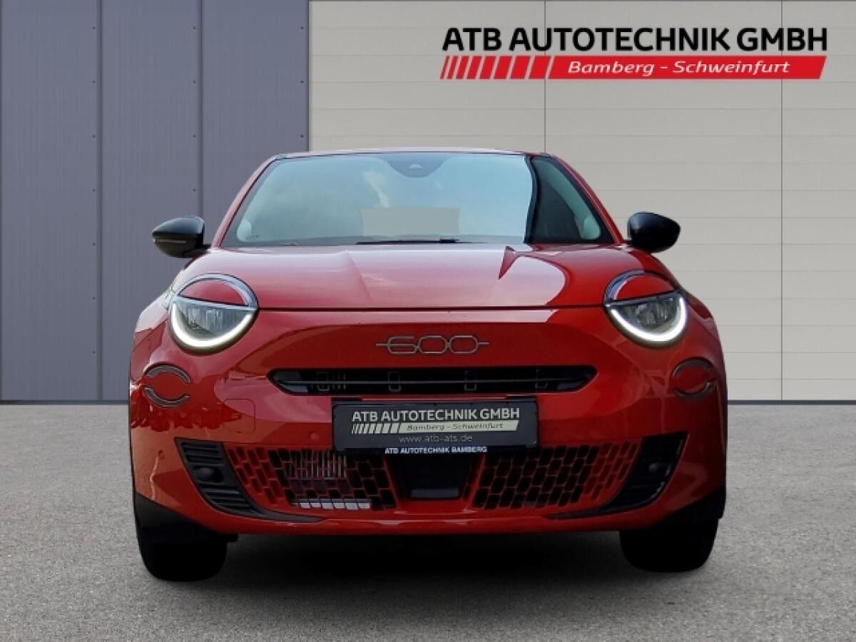 Fiat 600 Special Edition CarPlay Klima PDC SHZ LED