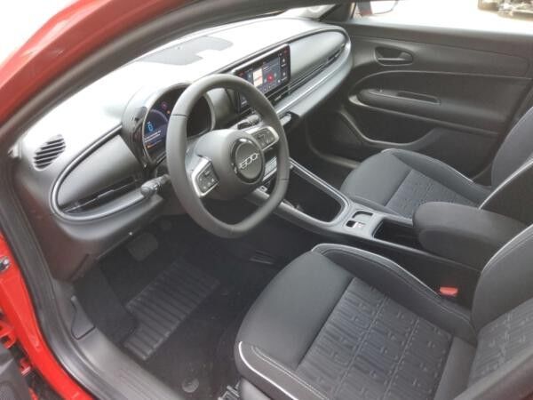 Fiat 600 Special Edition CarPlay Klima 360Grad PDC SHZ LED