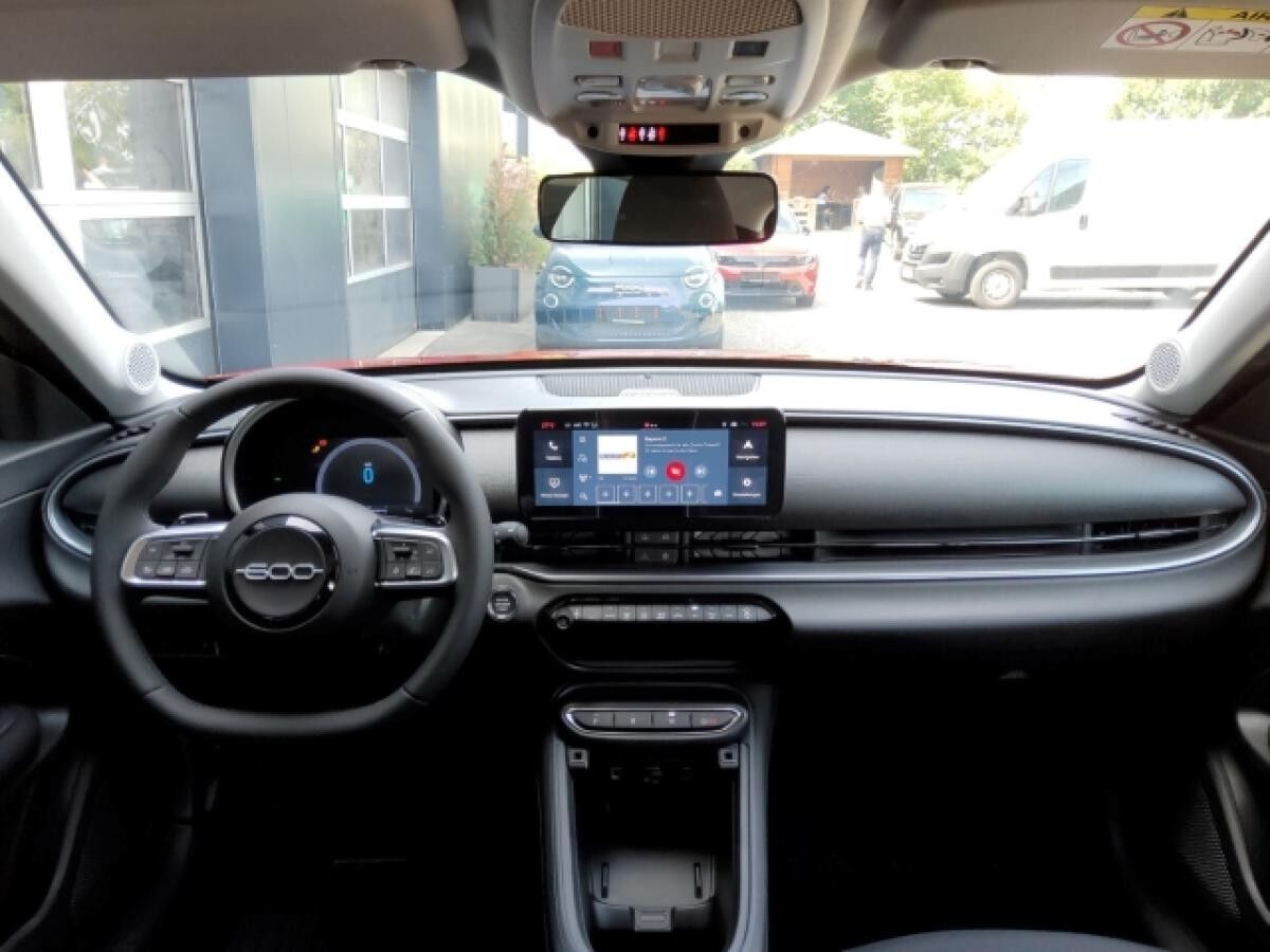 Fiat 600 Special Edition CarPlay Klima PDC SHZ LED