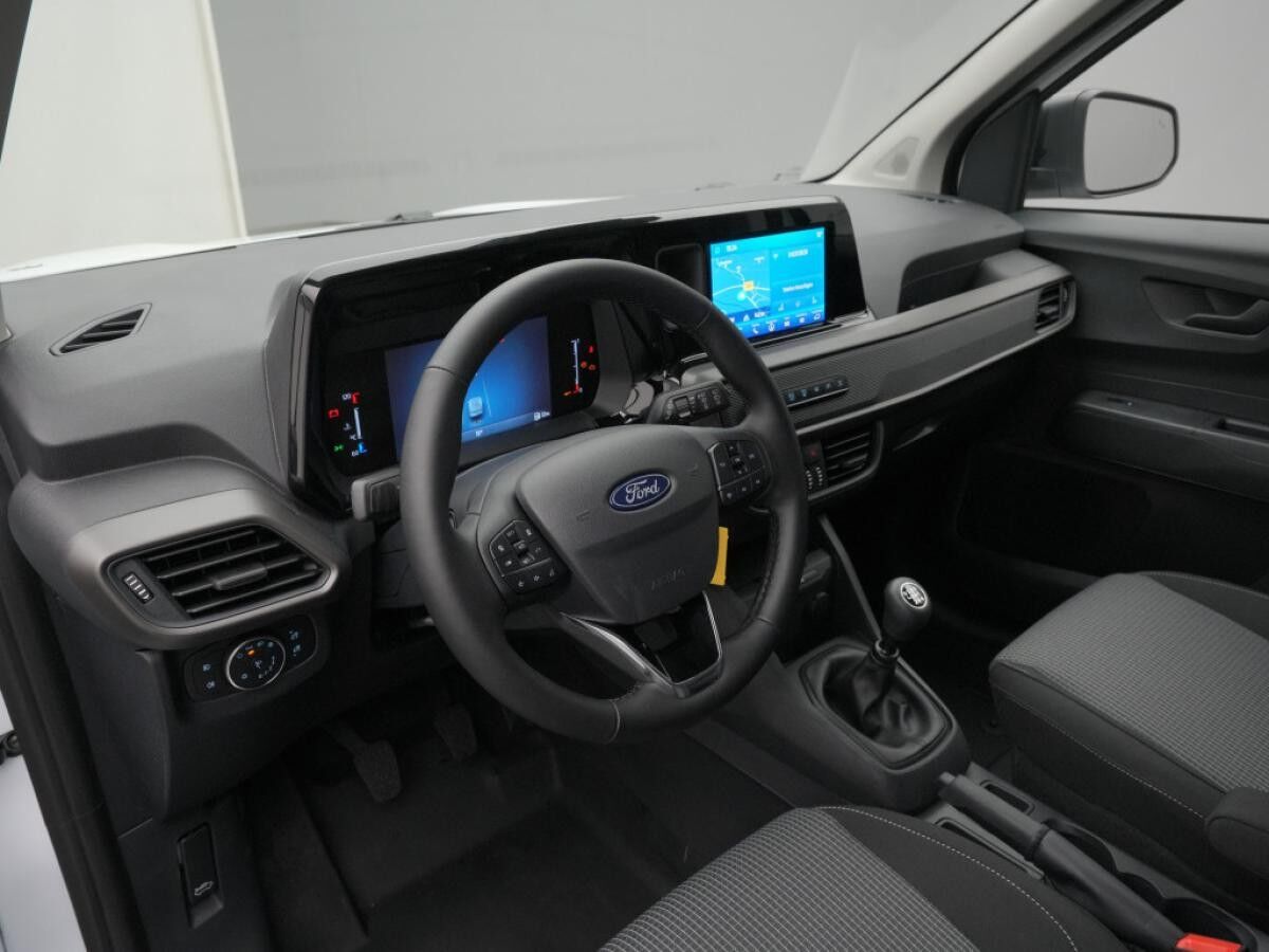 Ford Transit Courier Kasten Trend /Navi