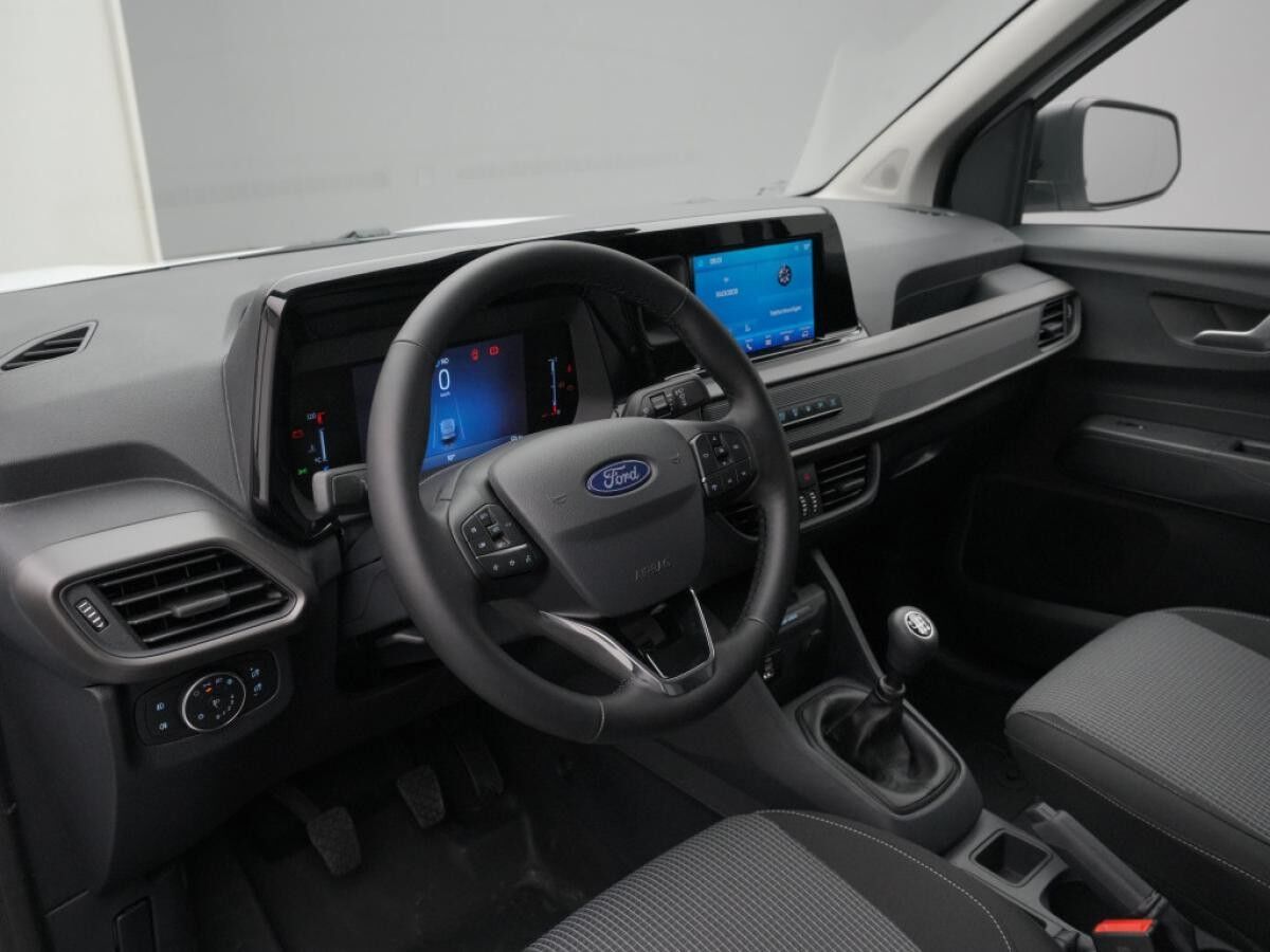 Ford Transit Courier Kasten Trend /PDC