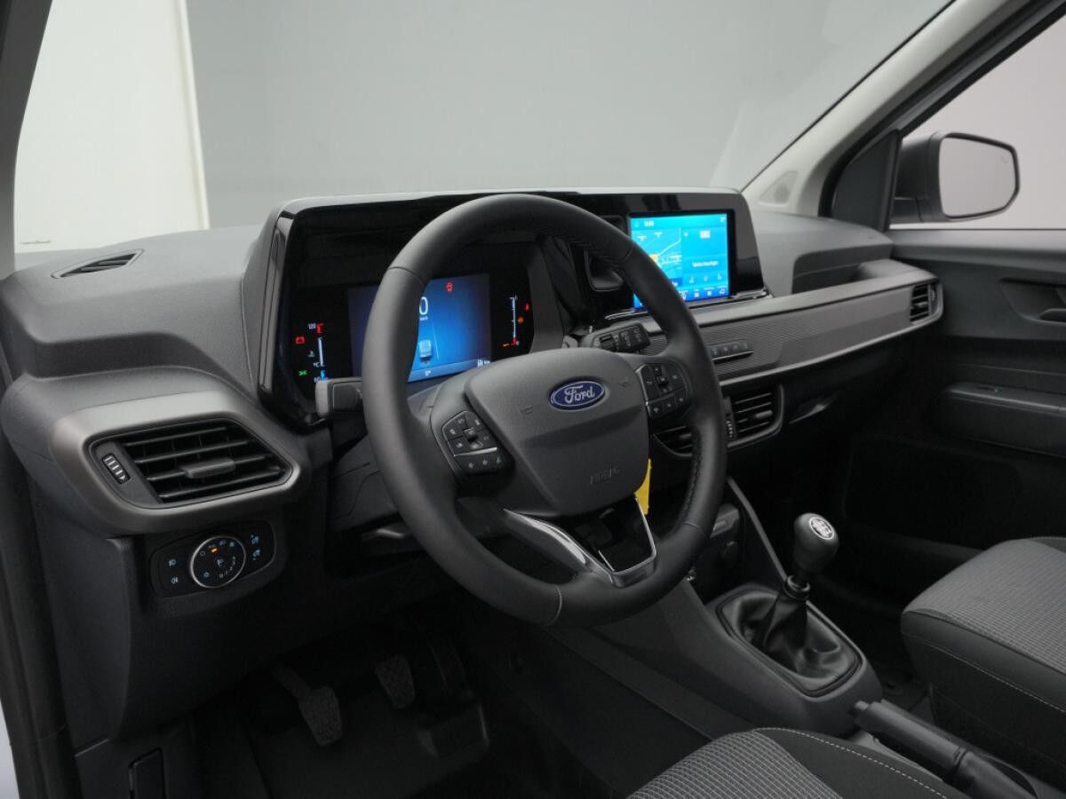 Ford Transit Courier Kasten Trend /Navi