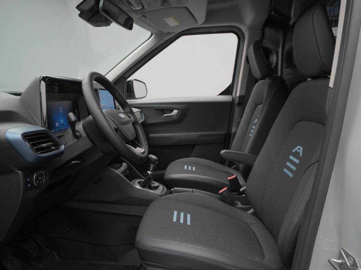 Ford Transit Courier Kasten Active /Klima