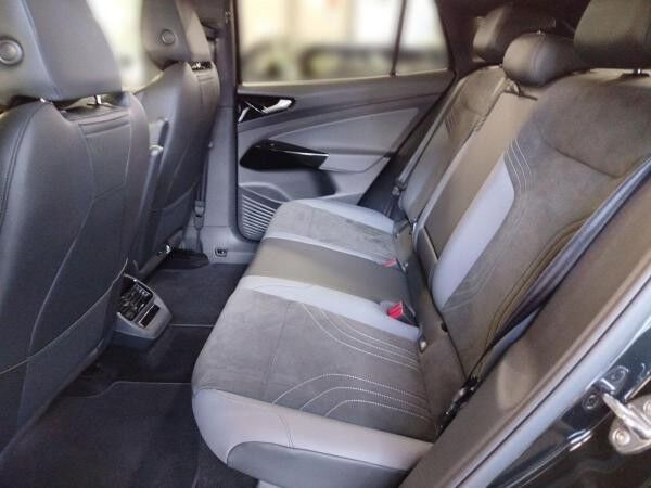 Volkswagen ID.5 Pro mit Entertainment-Paket Navi Digitaler Radioempfang DAB+ IQ.LIGHT - LED-Matrix-Scheinwerfer