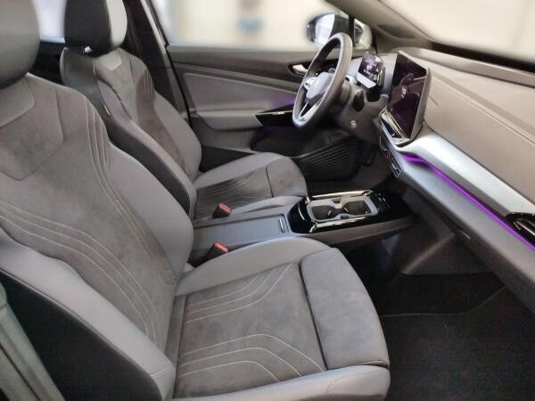 Volkswagen ID.5 Pro mit Entertainment-Paket Navi Digitaler Radioempfang DAB+ IQ.LIGHT - LED-Matrix-Scheinwerfer