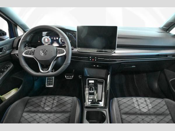 Volkswagen Golf VIII 1.5 eTSI DSG R-Line Black Style