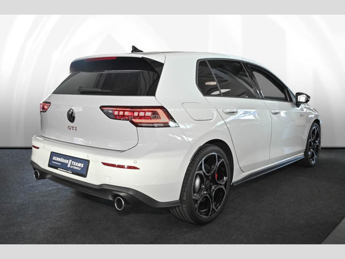 Volkswagen Golf VIII 2.0 TSI DSG  GTI Black Style