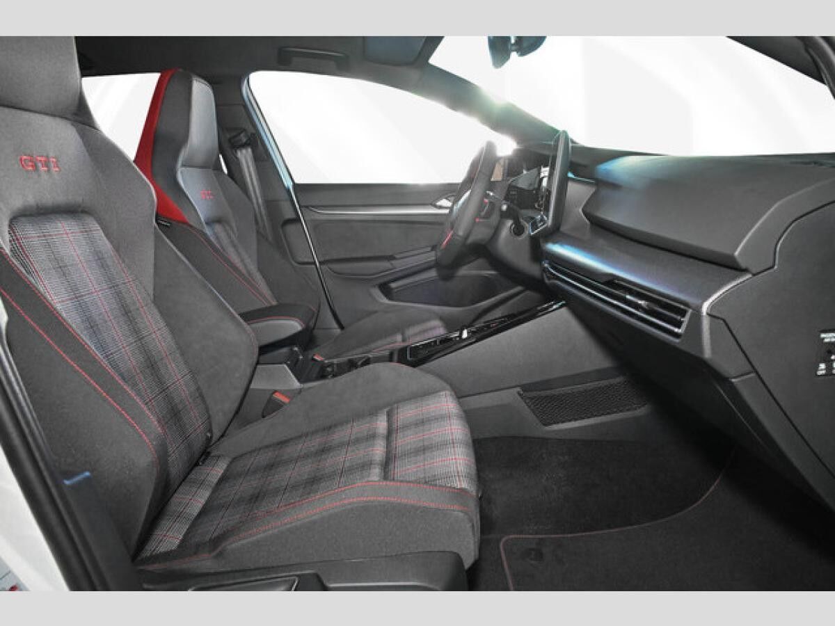 Volkswagen Golf VIII 2.0 TSI DSG  GTI Black Style