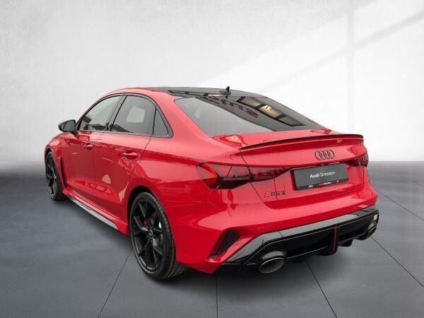 Audi RS3 280km/h, Sportabgasanlage, Navipaket, SONOS