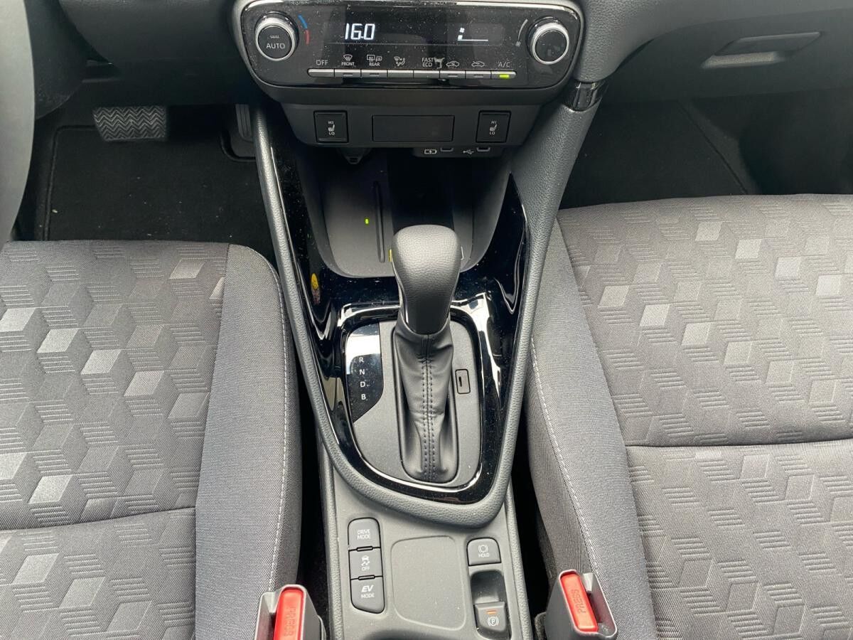 Toyota Yaris - 1.5 l Hybrid Teamplayer 1,99% Finanz.