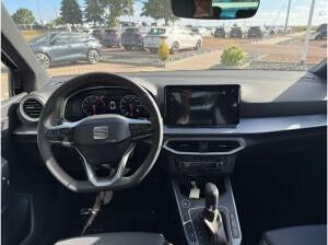 Seat Arona 1.5 TSI DSG FR Black Edition LED/Navi/ACC