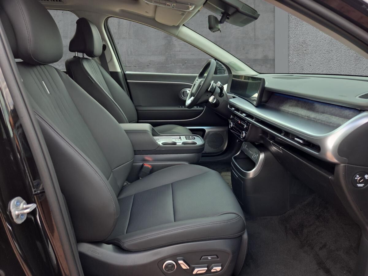 Hyundai IONIQ 9 110 kWh 4WD UNIQ Pano|Relax-Paket >Sofort verfügbar<