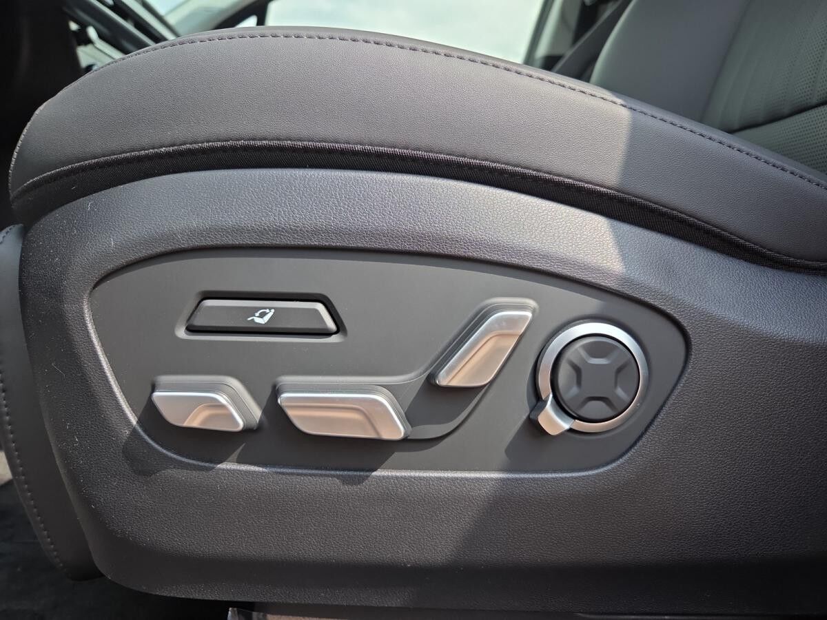 Hyundai IONIQ 9 110 kWh 4WD UNIQ Pano|Relax-Paket >Sofort verfügbar<