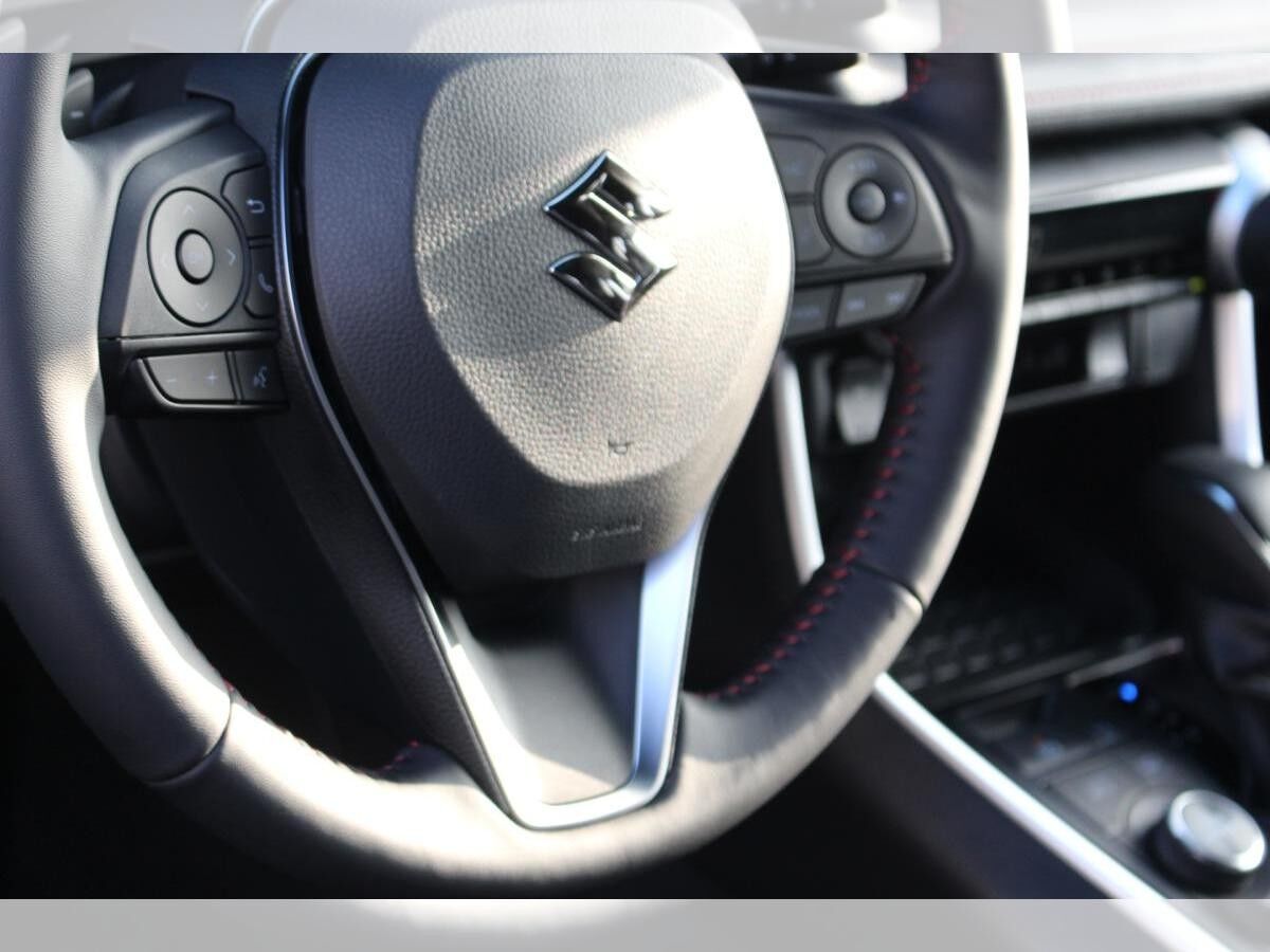 Suzuki Across 2.5 Plug-In Hybrid Comfort+ AWD