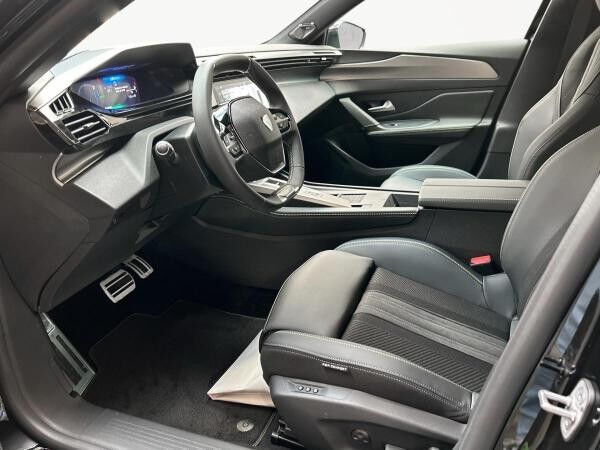 Peugeot 308 SW GT PHEV 1,6L 225 PS 165 kw