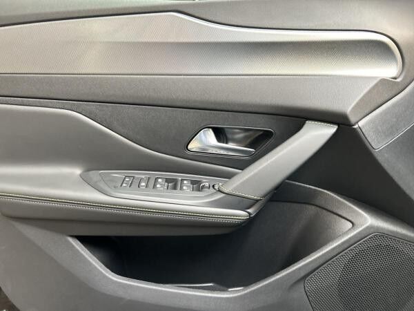 Peugeot 308 SW GT PHEV 1,6L 225 PS 165 kw