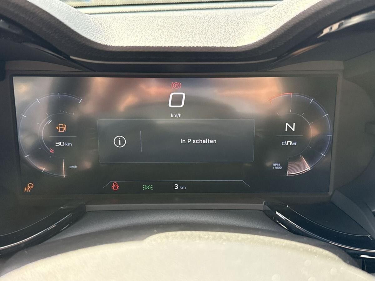 Alfa Romeo Junior 1.2 VGT Q4 Mild-Hybrid Intensa