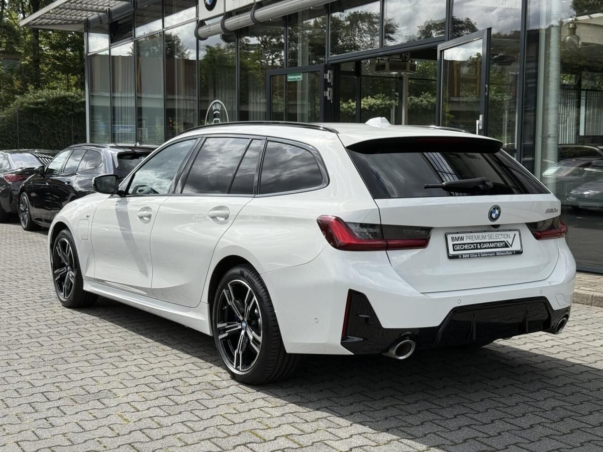 BMW 330 e Touring M Sportpaket Stop&Go FACLIFT BMW 330 e Touring M Sportpaket Stop&Go FACLIFT