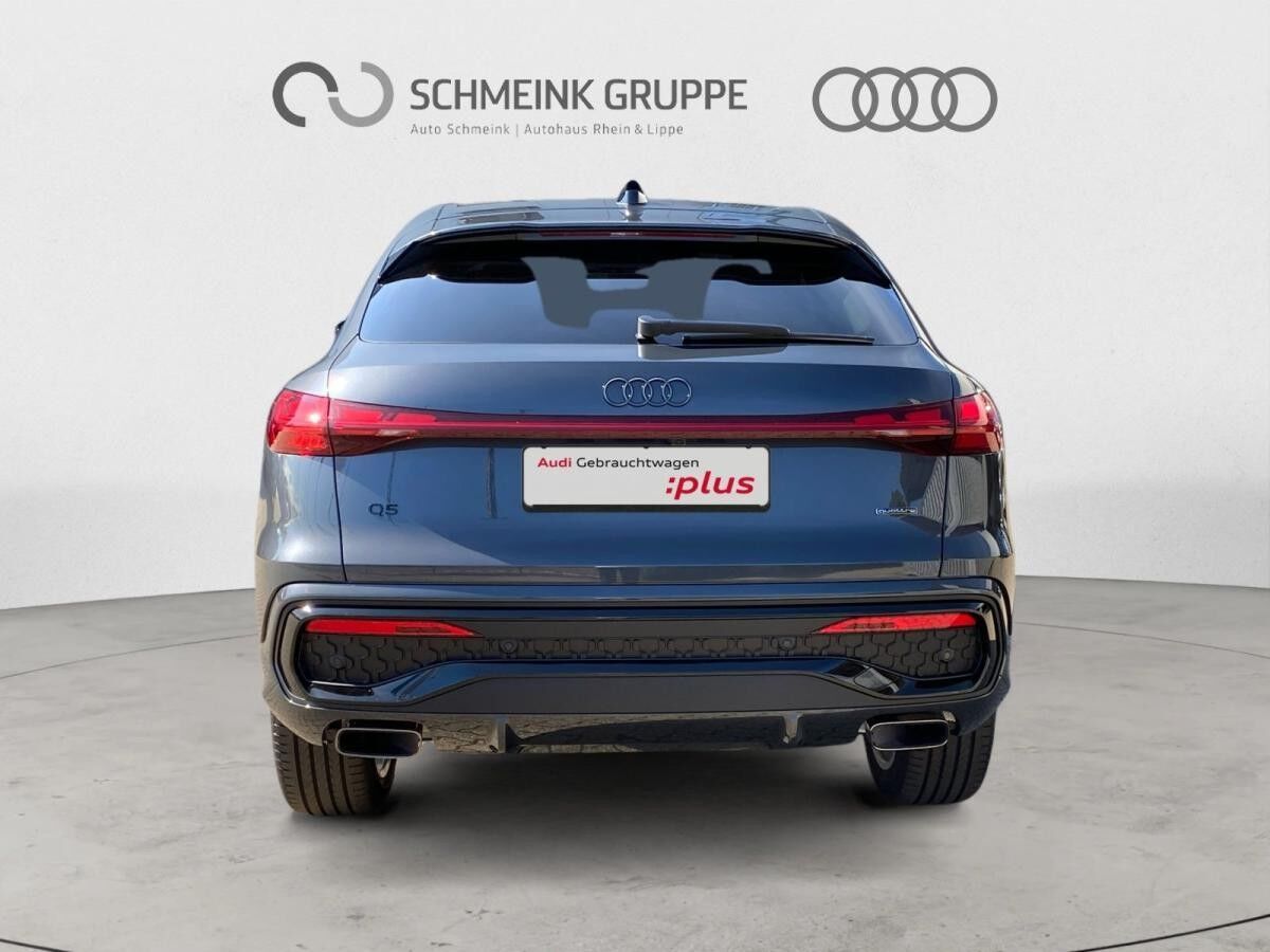 Audi Q5 Sportback e-hybrid quattro 220 k W S tronic Audi Q5 Sportback e-hybrid quattro 220 k W S tronic