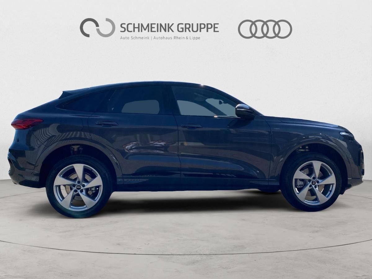 Audi Q5 Sportback e-hybrid quattro 220 k W S tronic Audi Q5 Sportback e-hybrid quattro 220 k W S tronic