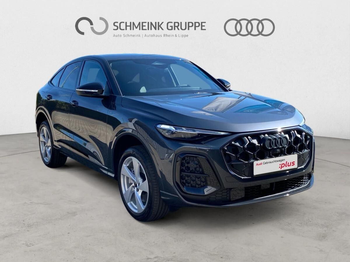 Audi Q5 Sportback e-hybrid quattro 220 k W S tronic Audi Q5 Sportback e-hybrid quattro 220 k W S tronic