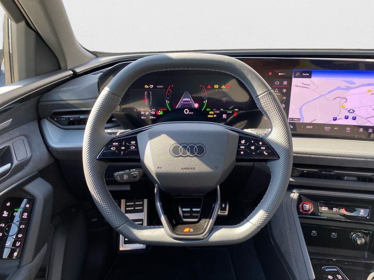 Audi Q5 Sportback e-hybrid quattro 220 k W S tronic Audi Q5 Sportback e-hybrid quattro 220 k W S tronic