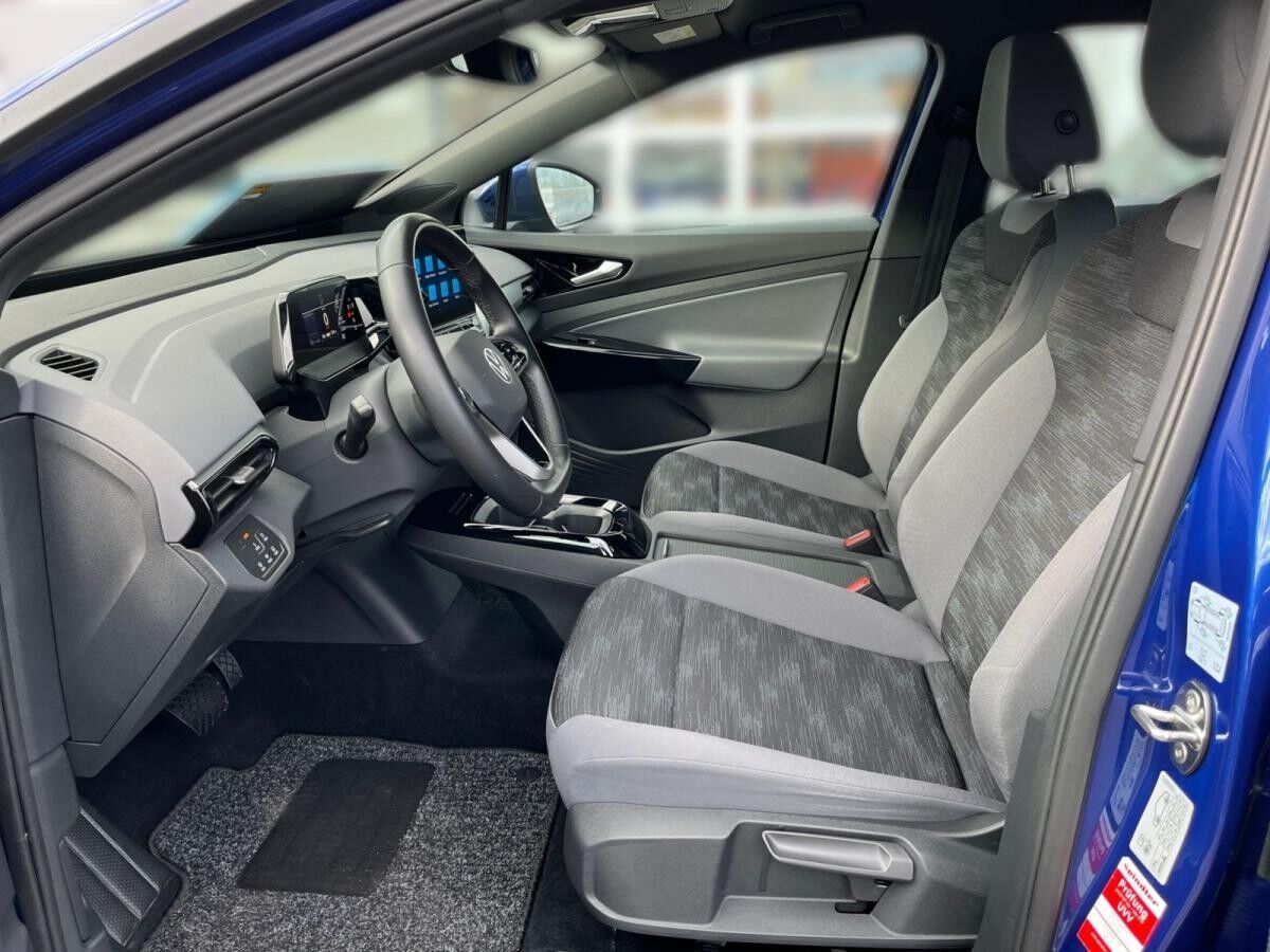 Volkswagen ID.4 Pro Performance / Navi, CCS, LED, AHK, ACC