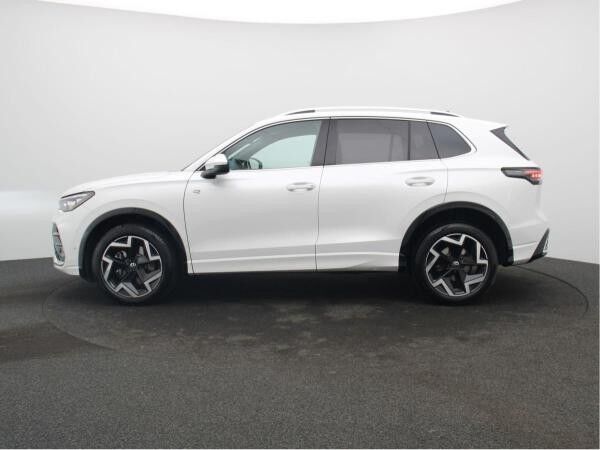 Volkswagen Tiguan R-Line 2.0 TDI 4M DSG / Pano, AHK, LED+