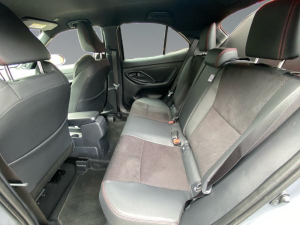 Toyota Yaris Cross GR Sport +18 Zoll+el.Heckkl.+Lager