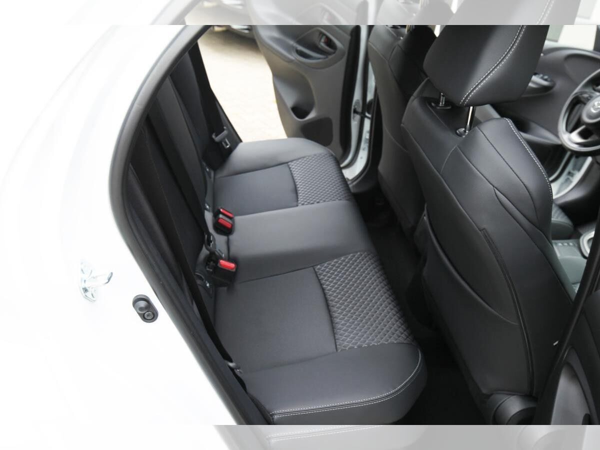 Mazda 2 Hybrid 1.5L VVT-i CVT Aut. HOMURA SoMo