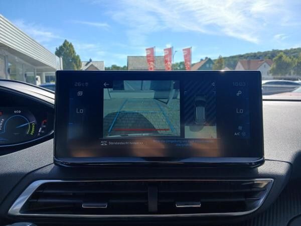 Peugeot 3008 1.2 136 Allure LED+Navi+SHZ+Winterp.+Kam.