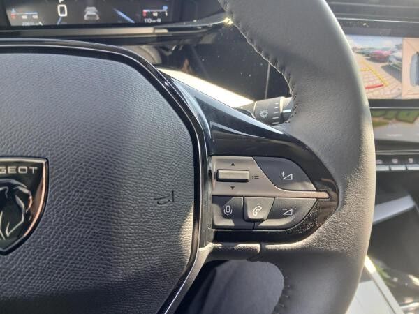 Peugeot 408 1.2 Puretech Sitzheizung,Parkpilot,USB