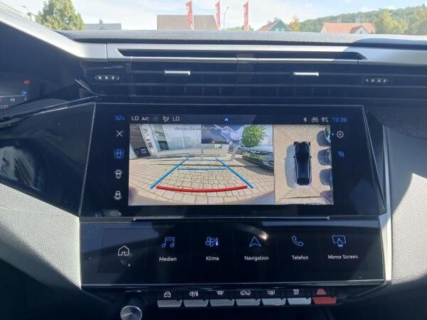 Peugeot 408 1.2 Puretech Sitzheizung,Parkpilot,USB