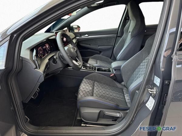 Volkswagen Golf VIII R-Line 1.5 eTSI DSG