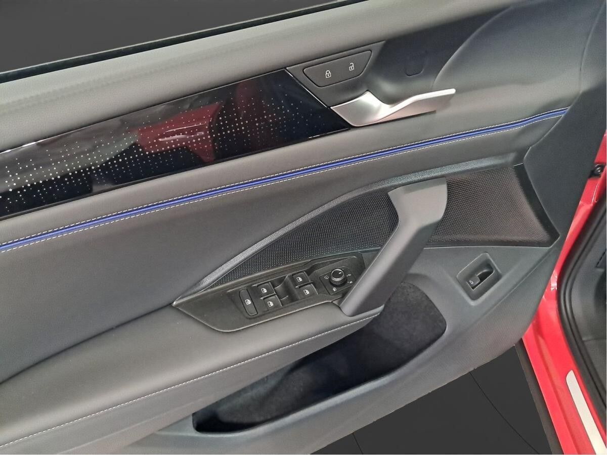 Volkswagen Tiguan R-Line 1,5 eTSI DSG | IQ.