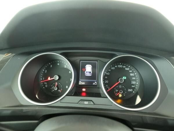 Volkswagen Tiguan 1.5 TSI Active *Pano*LED*RFK*Navi*AppleCar*