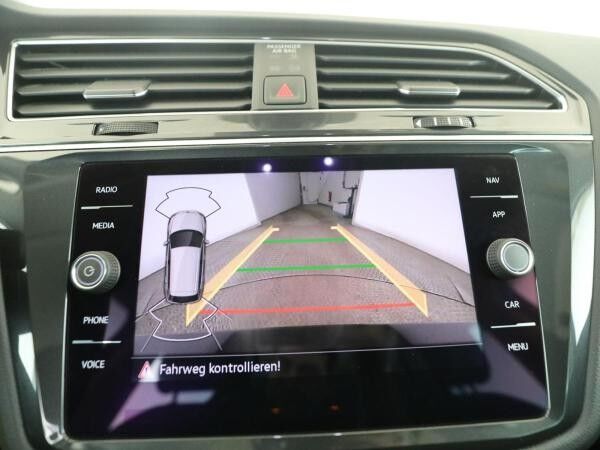Volkswagen Tiguan 1.5 TSI Active *Pano*LED*RFK*Navi*AppleCar*