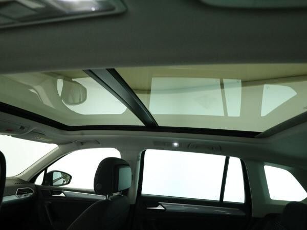 Volkswagen Tiguan 1.5 TSI Active *Pano*LED*RFK*Navi*AppleCar*