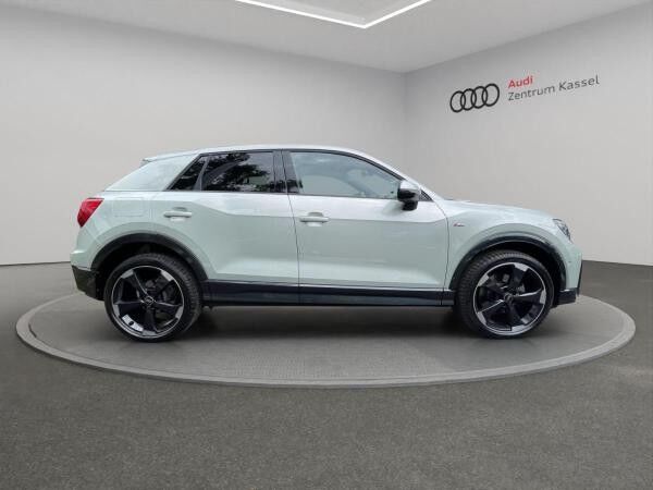 Audi Q2 35 TDI S line Matrix Navi Kamera AHK Leder