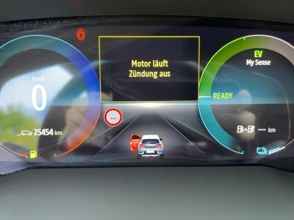 Renault Captur 1.6 E-TECH TECHNO Plug-In Hybrid