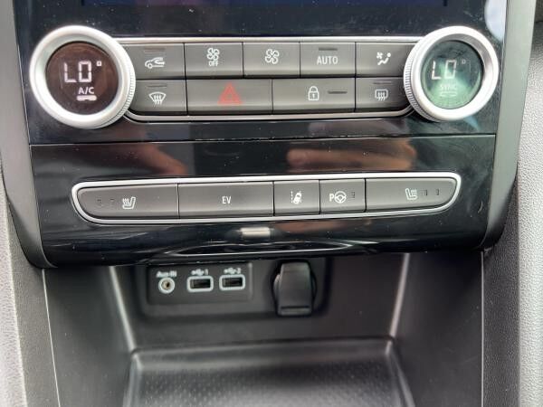 Renault Megane E-Tech INTENS TECH PLUG-IN 160