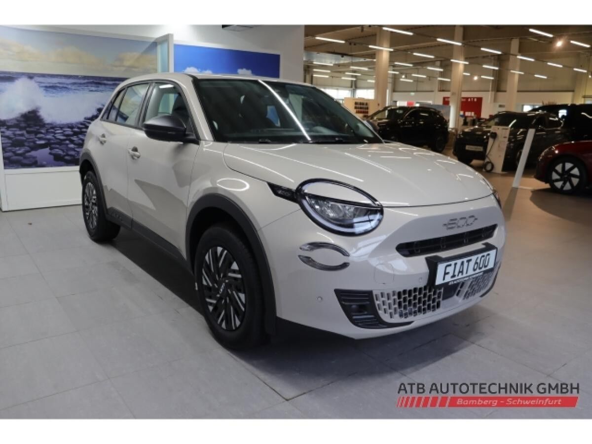 Fiat 600 Business Edition 1.2 T3 Ganzjahresreifen