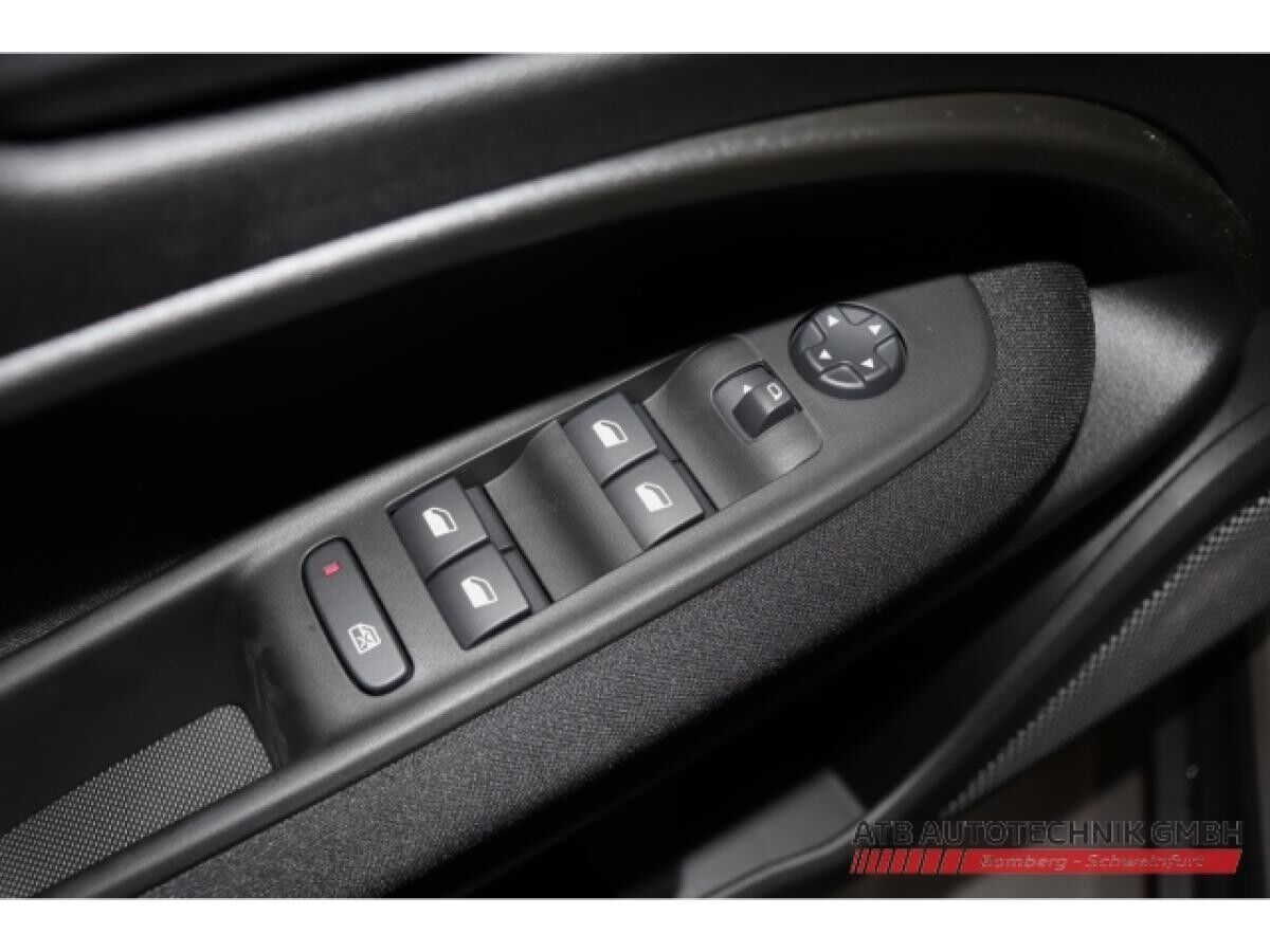 Fiat 600 Business Edition 1.2 T3 Ganzjahresreifen