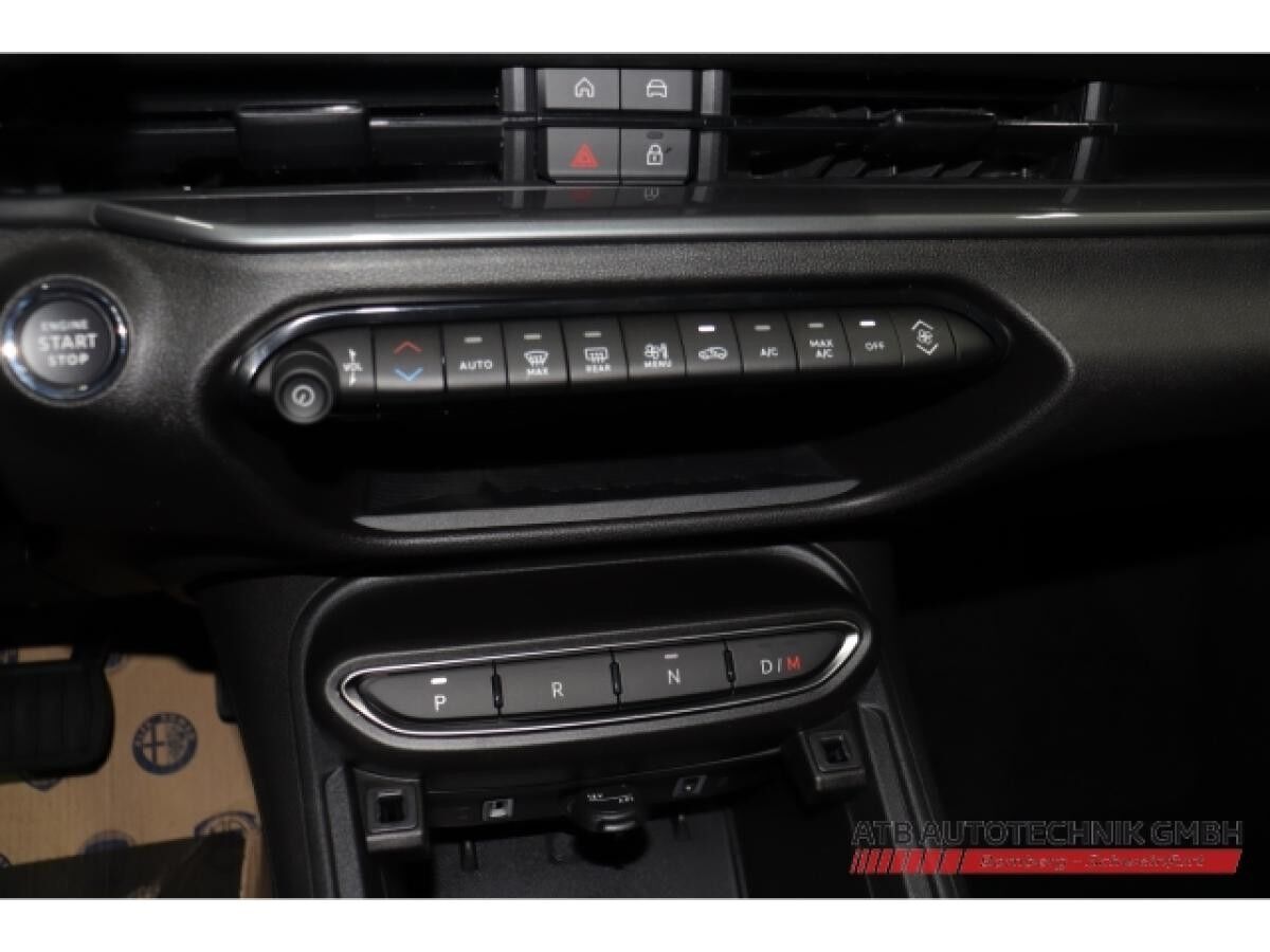 Fiat 600 Business Edition 1.2 T3 Ganzjahresreifen