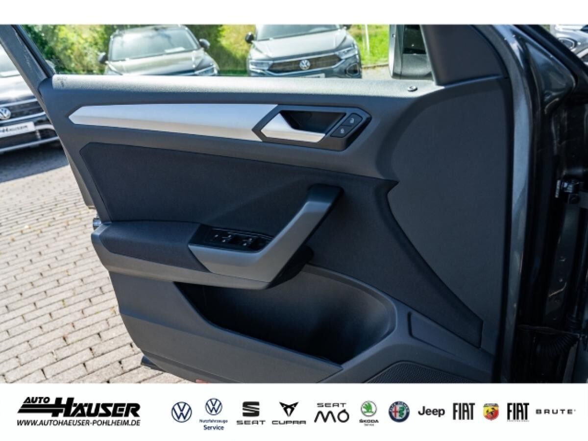 Volkswagen T-Roc Life 1.5 TSI DSG NAVI KAMERA PARK ACC LED APP-CONNECT SITZHZG