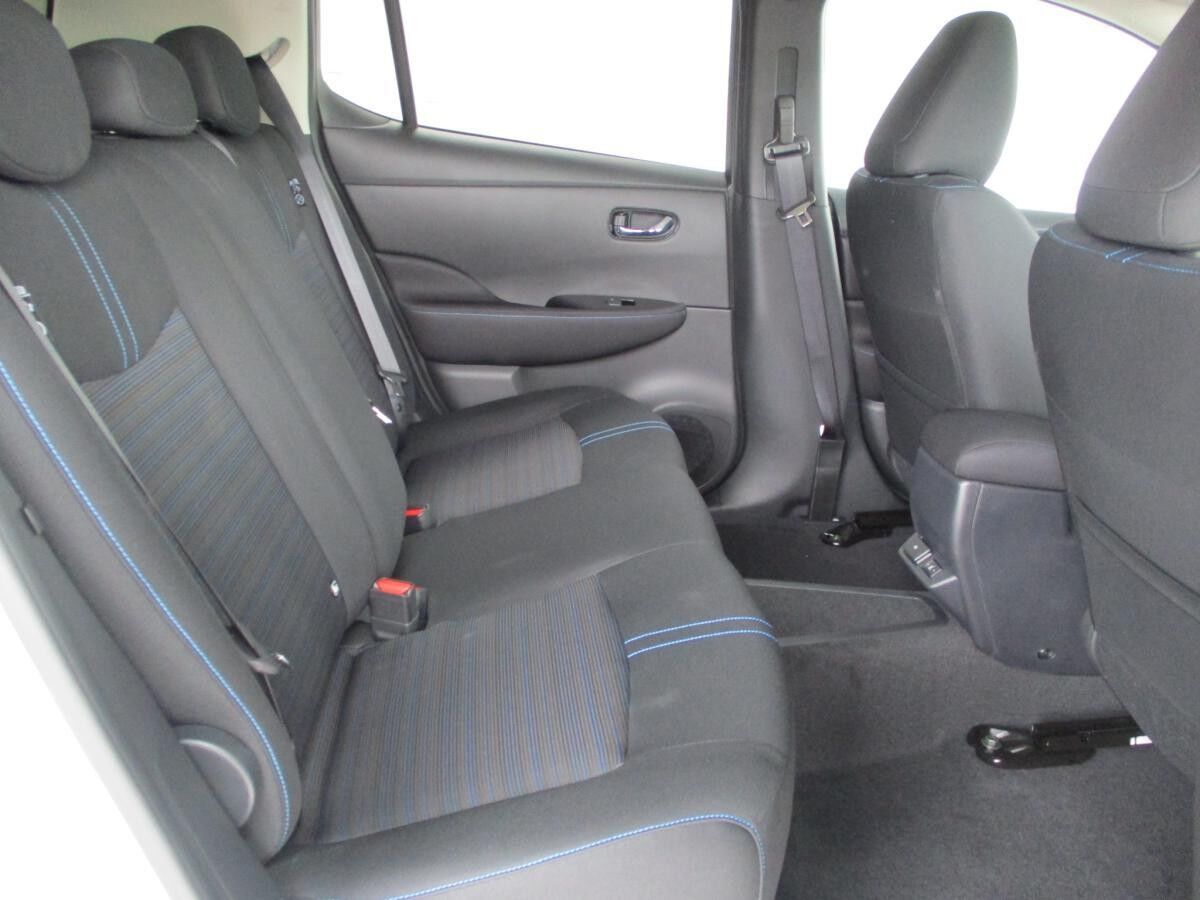 Nissan Leaf N-Connecta, Winterpaket, LED, Navi, 360 Kamera, u.v.m.