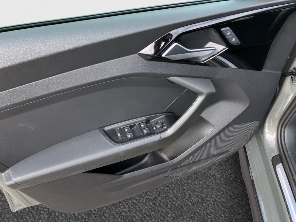 Audi A1 allstreet 30 TFSI / 2,99 % FIN. OHNE ANZAHLUNG !