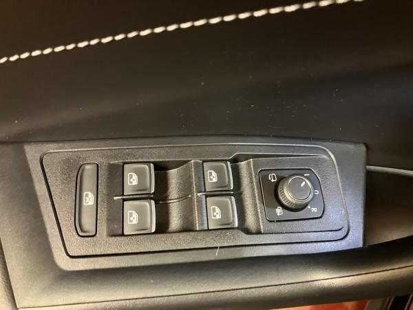 Volkswagen T-Roc 1.5 TSI DSG Style / SOFORT VERFÜGBAR !